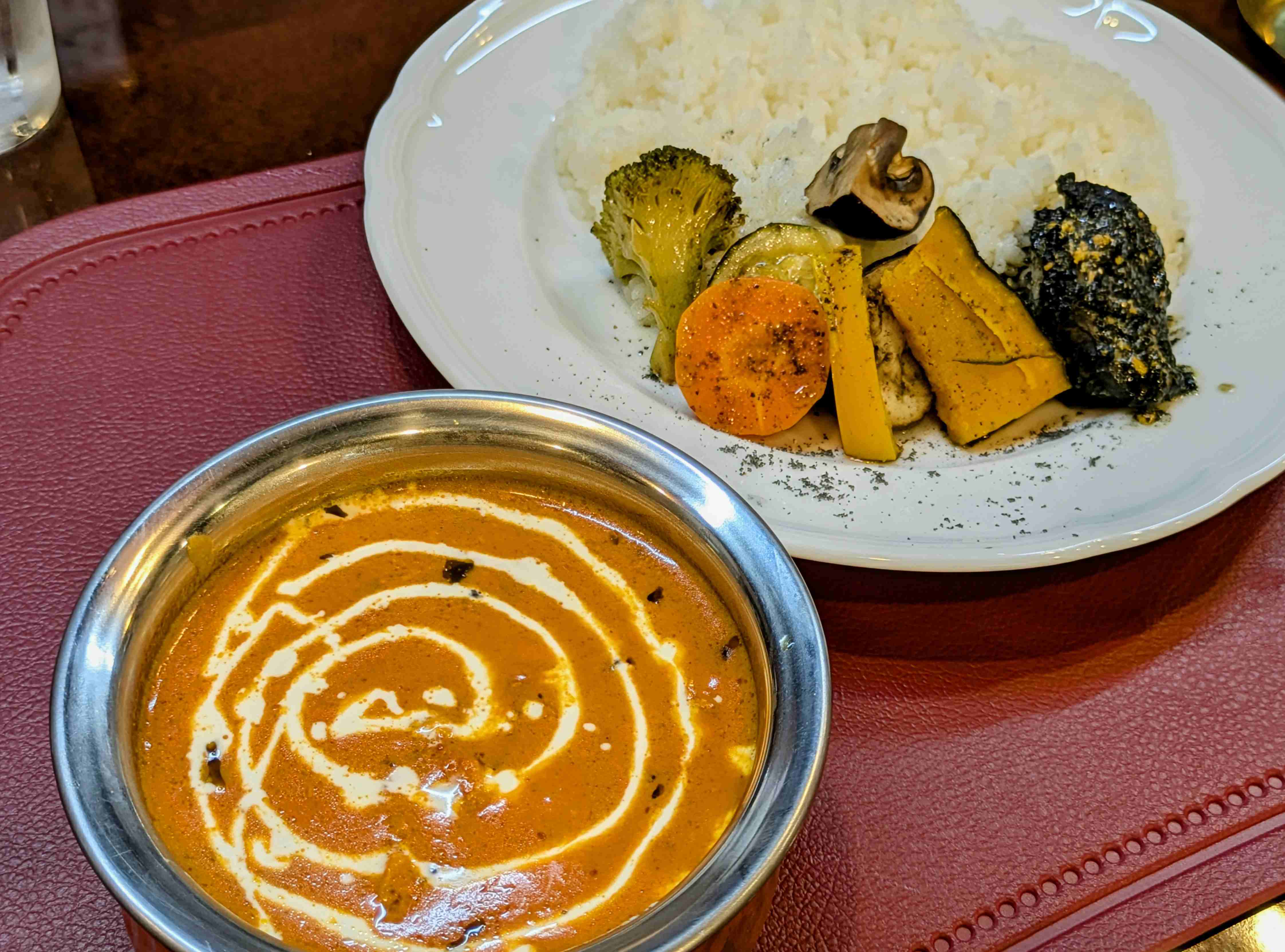 武蔵町｜スパイス香る本格カレーとやさしさに出会う場所「ナンナイチャ」