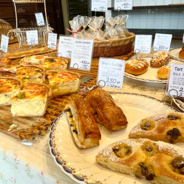 八日市出町｜気分はパリ旅行♪無添加パンが並ぶ「BOULANGERIE RENCONTRE（ブーランジェリー ランコントル）」