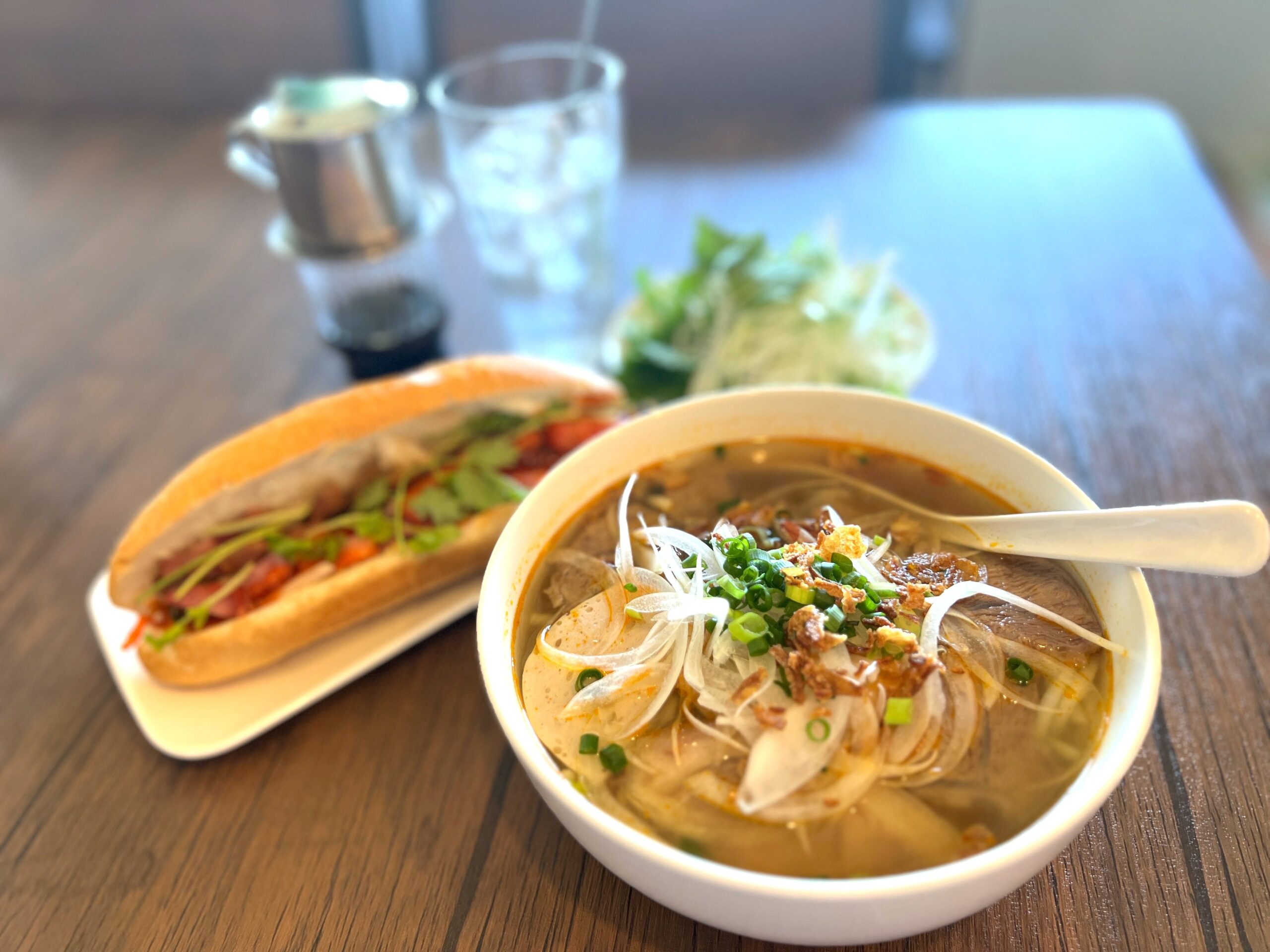 七ツ屋｜美味しさに妥協しない。温かい想いが詰まった本場ベトナム料理「RỒNG VIỆT QUÁN（ロンヴェット）」