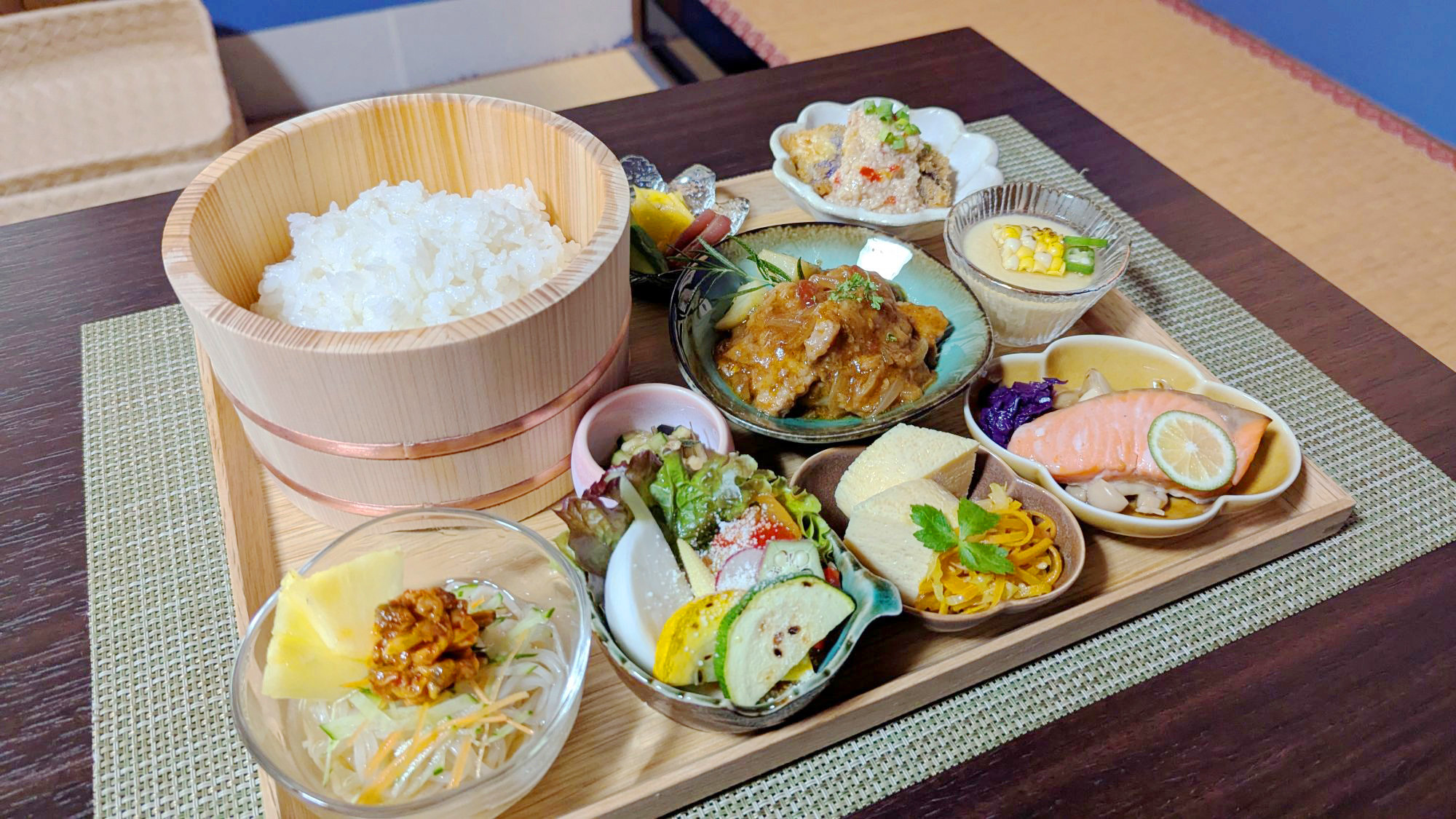 長町｜金沢の町屋で土鍋ごはんと旬彩おかず。庭園を眺めながら心ほどけるひとときを。「町屋cafe くりの樹」