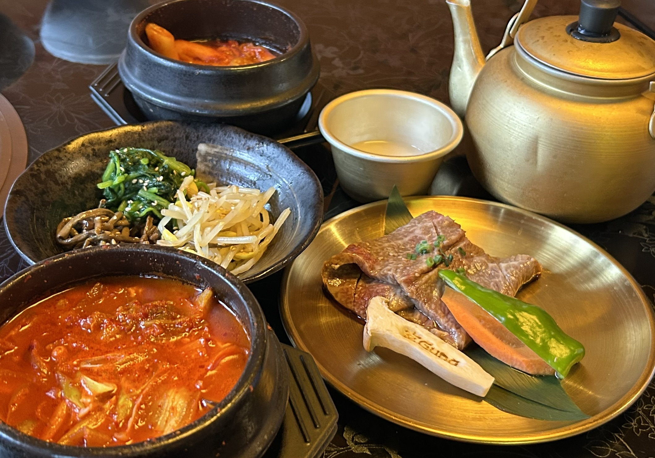 本江町｜オモニの笑顔に包まれる、本場の味と特別な韓国時間「韓式焼肉 宮 GUNG（クン）」