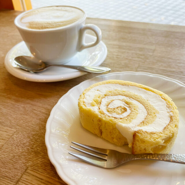 広坂｜金沢21世紀美術館近くで愛され続ける喫茶店「Café & Cake TOMO（カフェアンドケーキ トモ）」