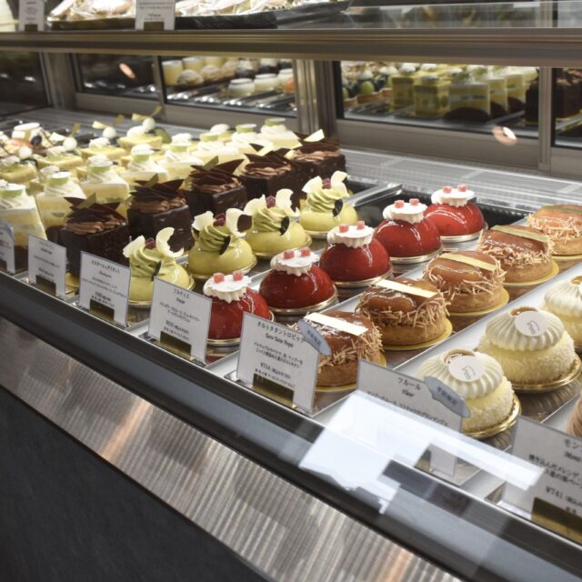 間明町｜甘い香りに包まれるパティスリー「Pâtisserie chocolaterie Shumelan（パティスリーショコラトリー シュメラン）」