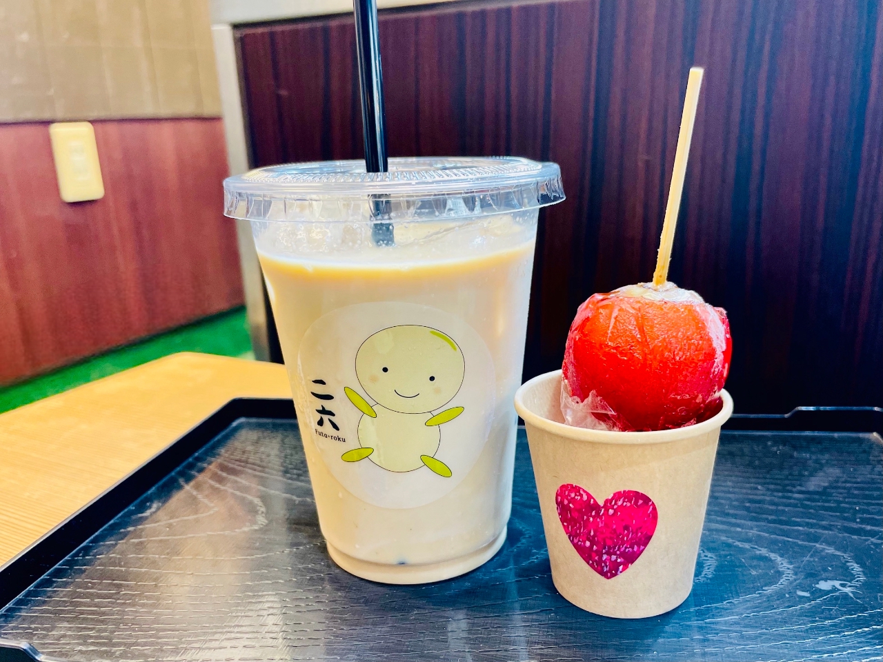 ソイラテとフルーツ飴