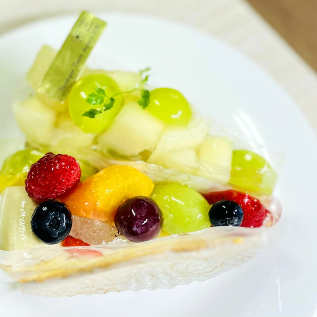 泉が丘｜旬のフルーツがキラキラ輝く！ 何度でも行きたいタルト専門店「サロン ド シュークル」