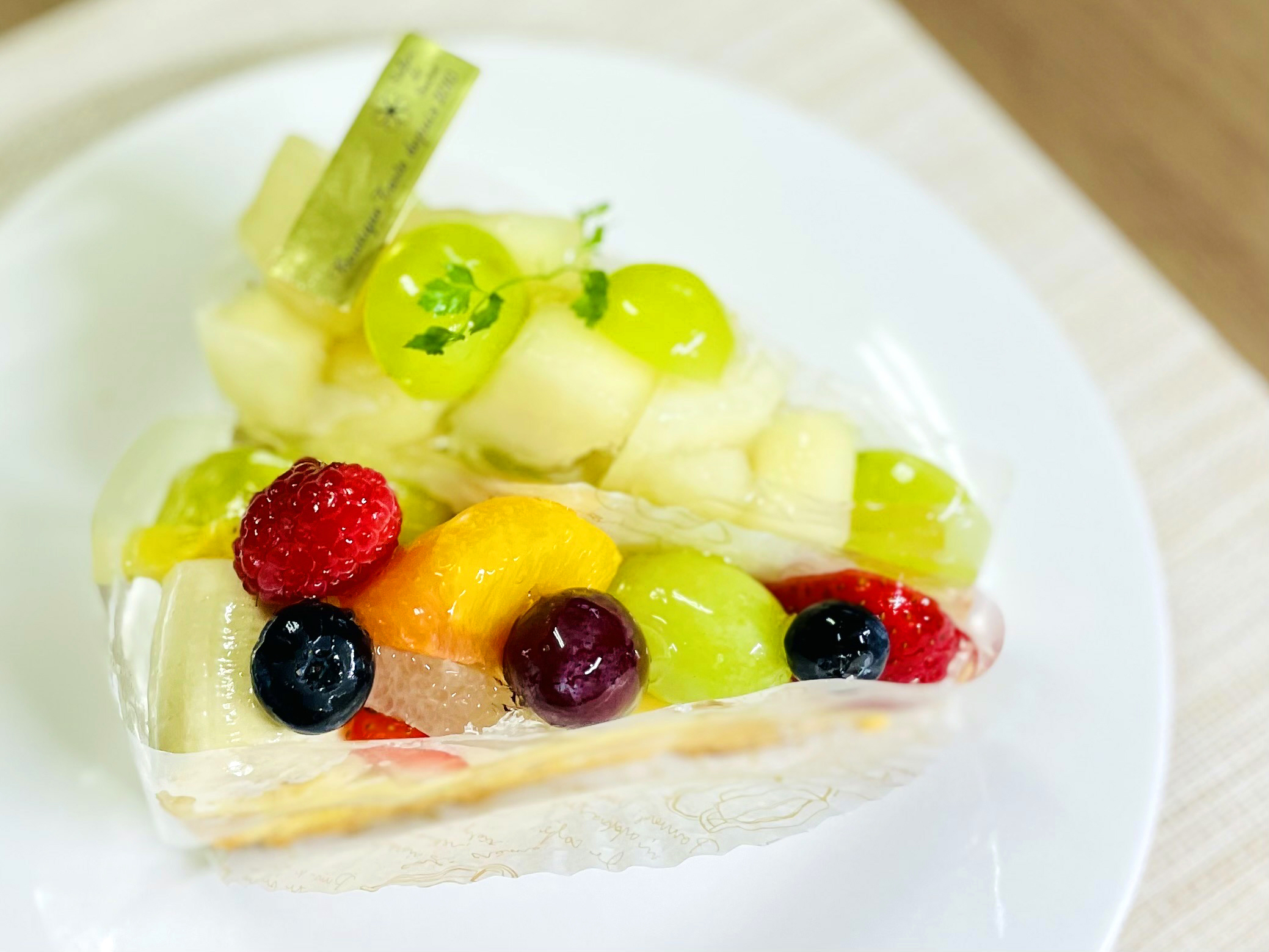 泉が丘｜旬のフルーツがキラキラ輝く！ 何度でも行きたいタルト専門店「サロン ド シュークル」