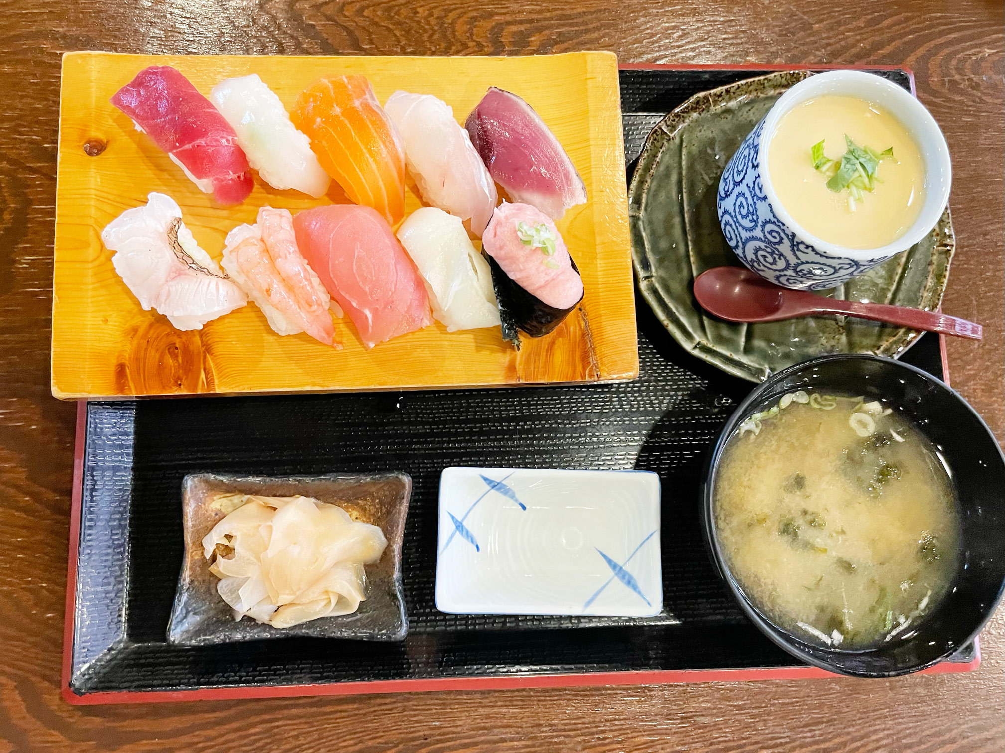 寿司定食B