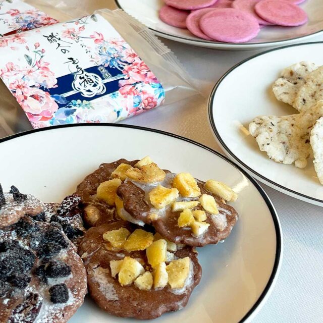 神宮寺｜老舗の技と新しいおいしさに出会えるおせんべい店「加賀煎餅 今屋（かがせんべい いまや）神宮寺店」