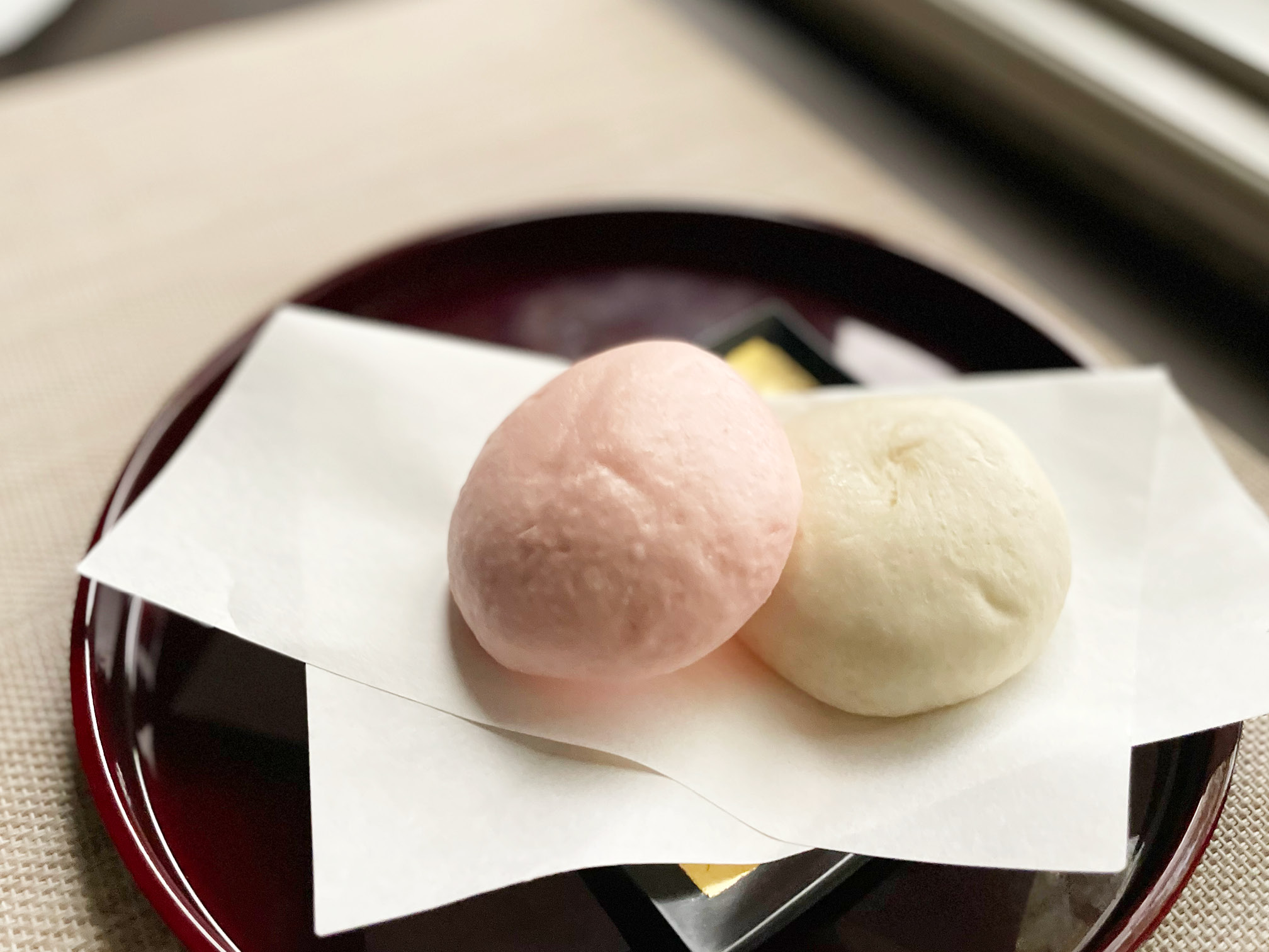 「御菓子司つば屋」の酒まんじゅう