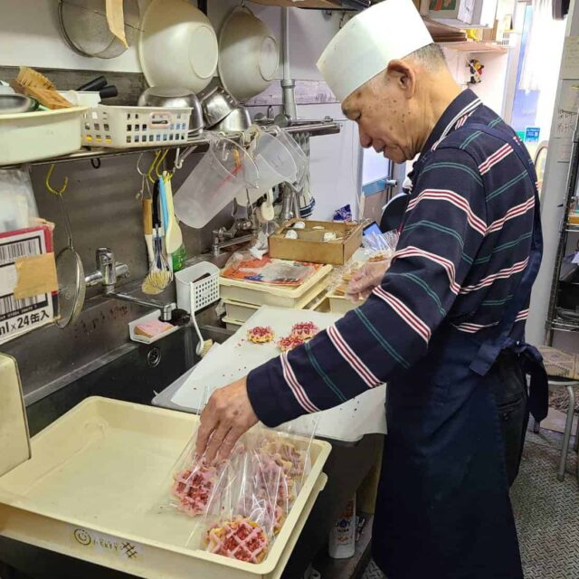 オーナー：桑本さん（Kuwamoto）