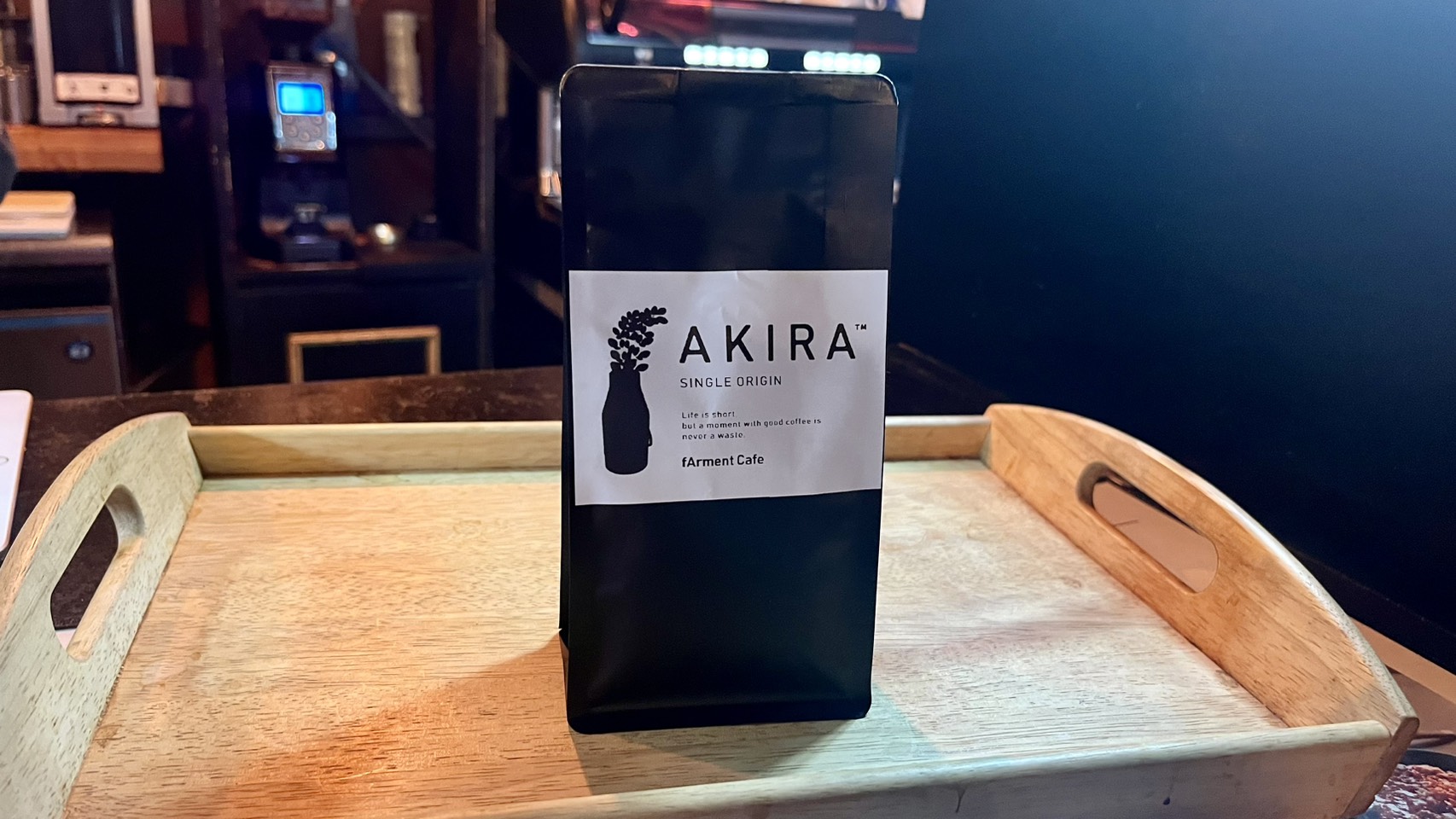 乙丸町｜日本でここだけの豆、スパイスカレー、本物のアート、個性的な席が揃う倉庫カフェ「fArment Cafe（ファーメントカフェ）」