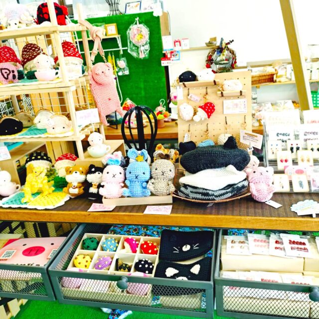 入江｜作家さんの可愛いあみぐるみ＆小物が迷子級！ハンドメイド雑貨専門店「FanBooth（ファンブース）」