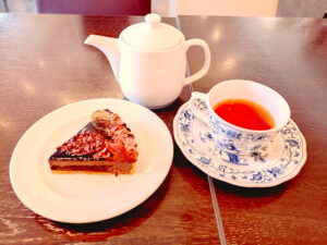 香林坊｜本格チョコレートが楽しめる人気店！「ル・ポン・ド・ショコラ サンニコラ 香林坊店」