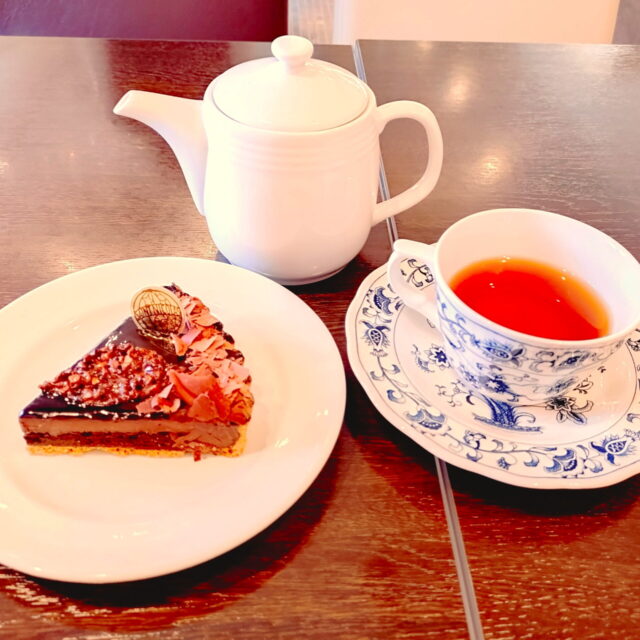 香林坊｜本格チョコレートが楽しめる人気店！「ル・ポン・ド・ショコラ サンニコラ 香林坊店」
