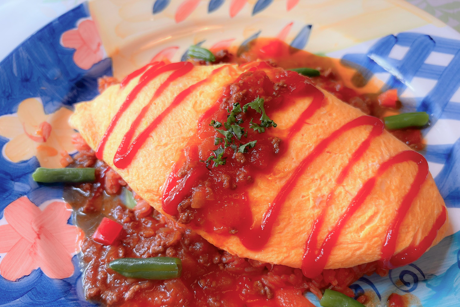 四十万｜昭和から愛され続ける隠れた洋食の名店で出会うチーズオムレツライス「レンガ館」