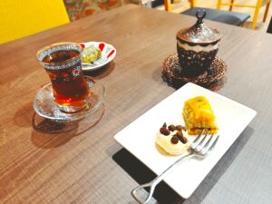 広坂｜金沢で異国情緒あふれる空間へ。熱した砂で淹れる伝統のトルココーヒーが楽しめる「HAANE CAFE（ハーネカフェ）」