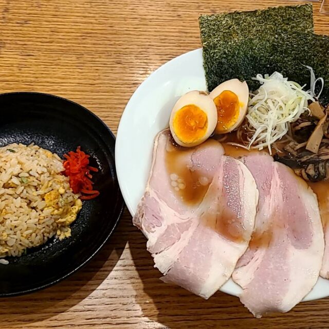 もりの里｜学生街で愛される名店！コク深スープと麺が絡む「中華そば大勝（たいしょう）」