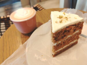 観音堂町｜国境を越えたオーストラリアのエスプレッソとスイーツ「UNBORDER coffee and baked goods.（アンボーダー）」