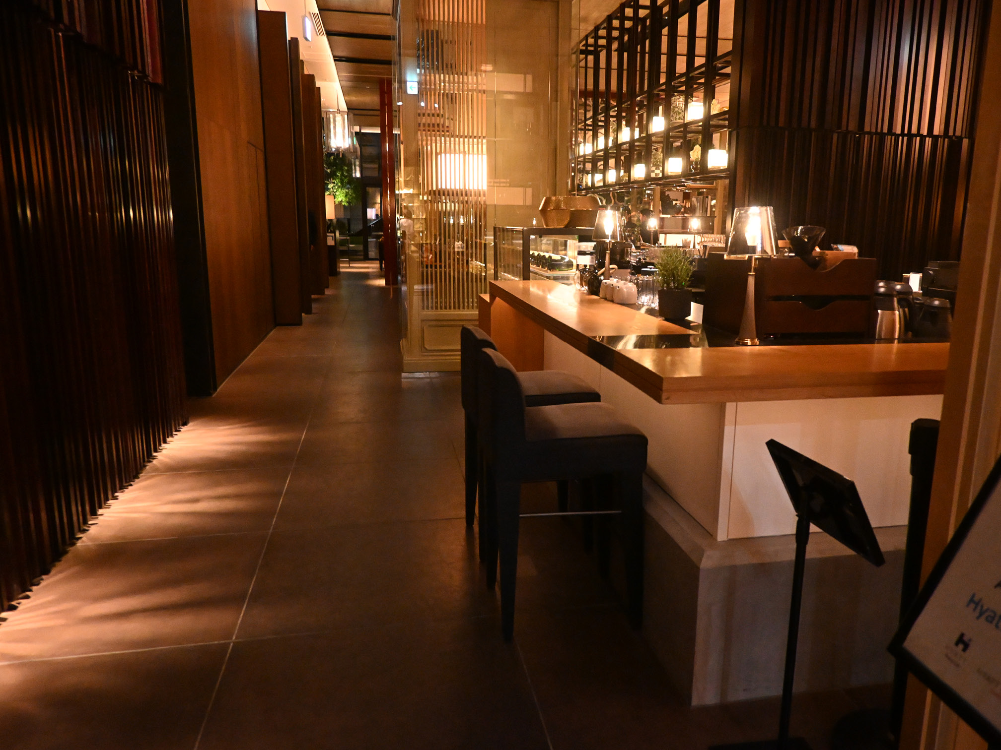ハイアット セントリック 金沢 3階「FIVE – Grill & Lounge」