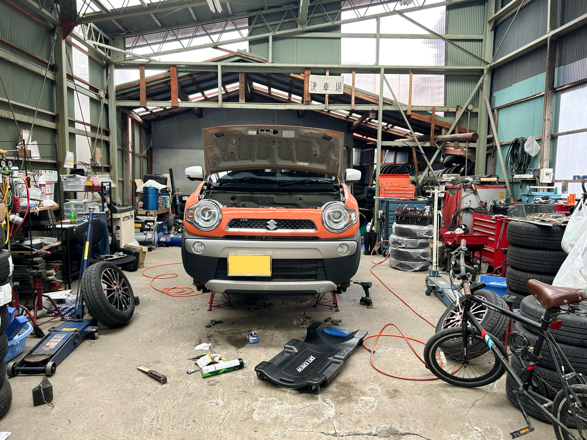 大向自動車整備工場の工場